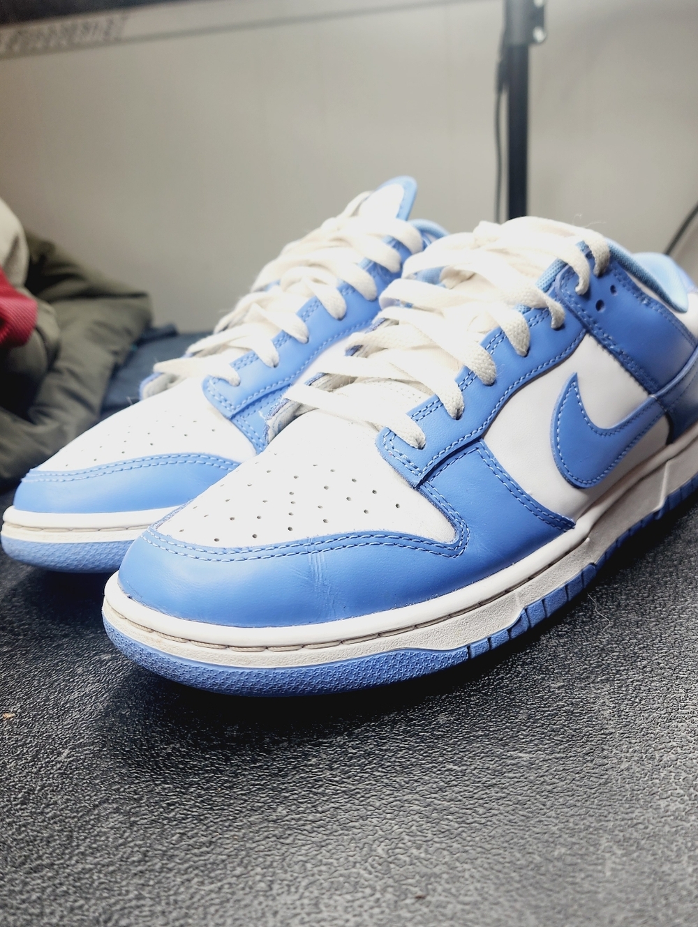 Nike Dunk Low Retro University Blue - Picture 2 of 9